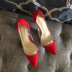 Red pumps